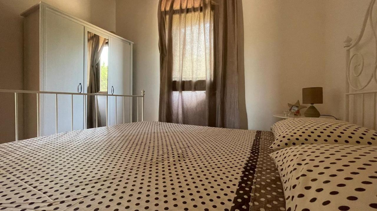 Villa Casa Malo' à Ovile la Marinella Extérieur photo