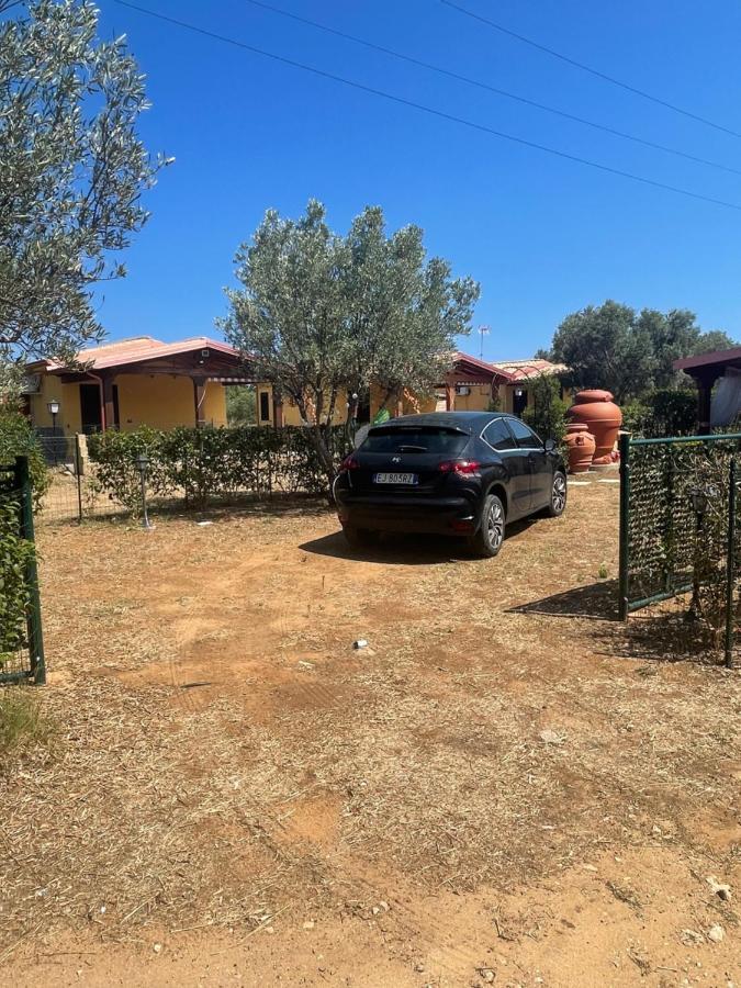 Villa Casa Malo' à Ovile la Marinella Extérieur photo