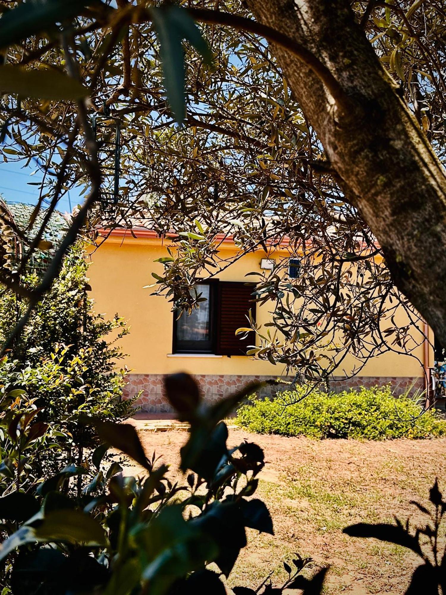 Villa Casa Malo' à Ovile la Marinella Extérieur photo